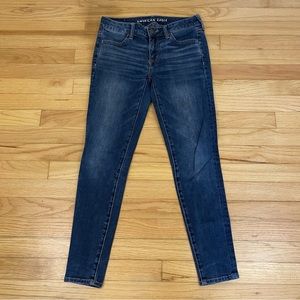 Women’s American Eagle Blue Dark Wash Skinny Low Rise Jeans Size 4 Short